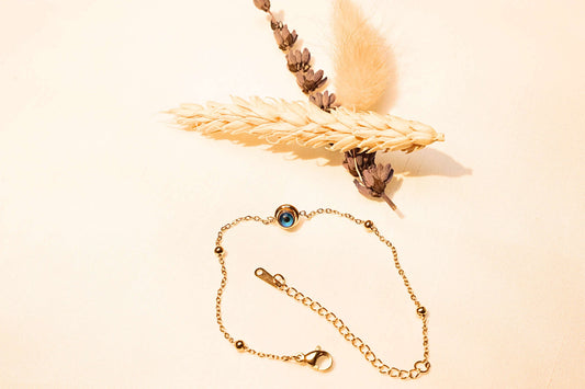 Evil eye charm bracelet, perfect for both daily wear and special occasions.