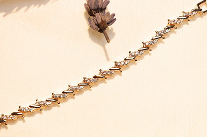 A timeless gold-plated bracelet that enhances any jewelry collection.
