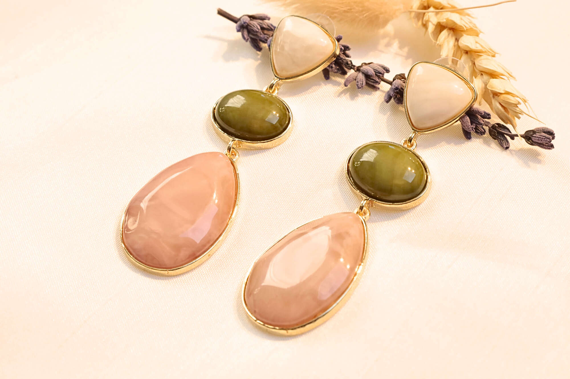 Sophisticated Elegance - A perfect blend of modern and classic styles, enhancing any look.