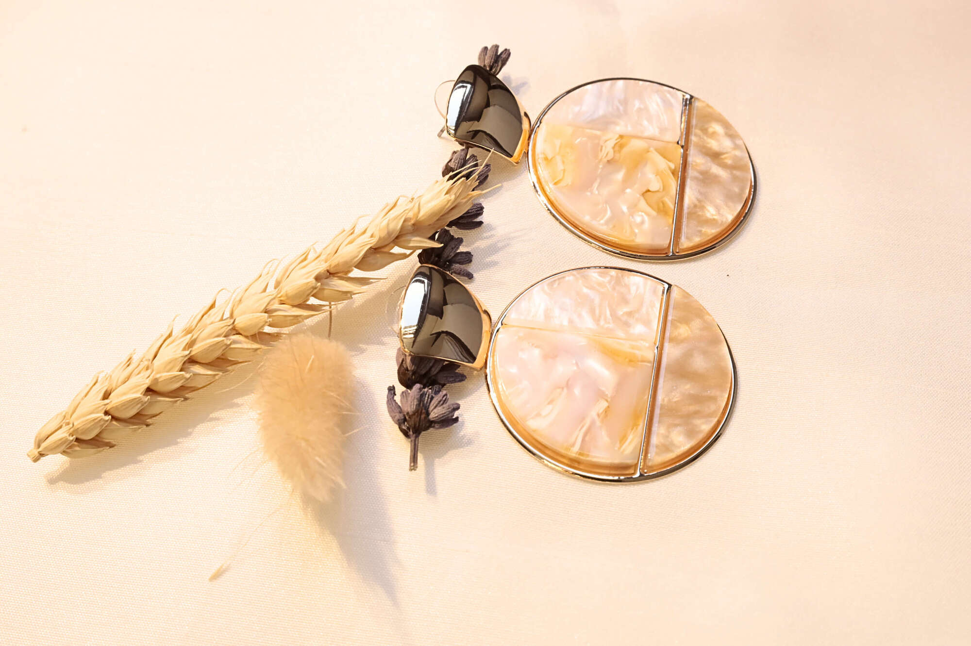 Turn heads with Luxe Mosaic Statement Earrings. Chic, stylish, and timeless. Limited stock—don’t miss out!