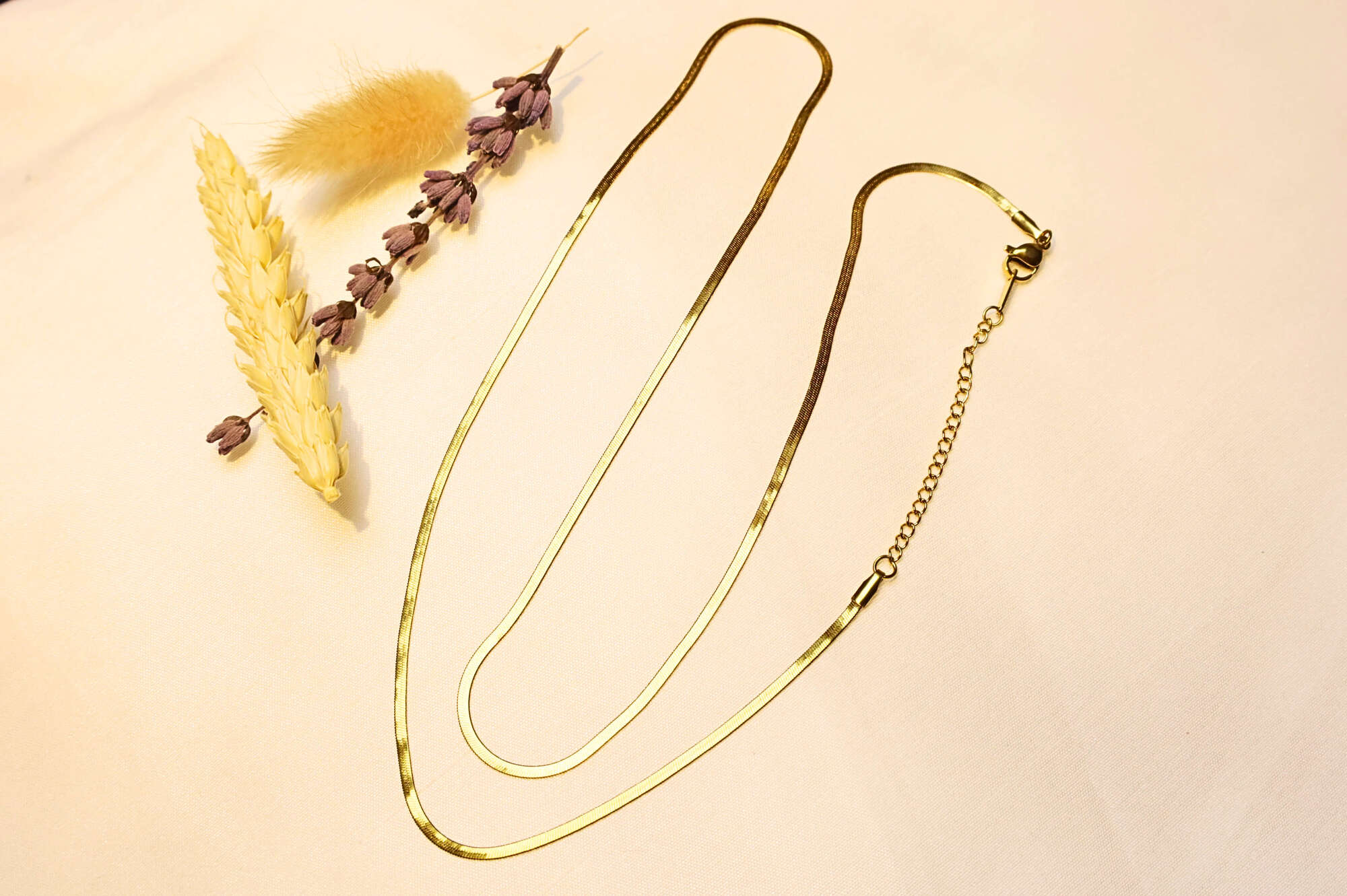 Lightweight and comfortable snake chain necklace – Perfect for daily wear and special occasions.